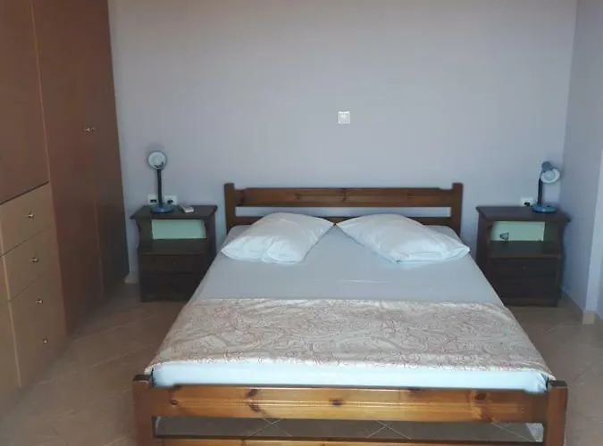 Mina Apartmán Zacharo